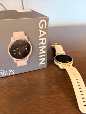 garmin Venu 2S Smartwatch - Light Pink with Gold Bezel